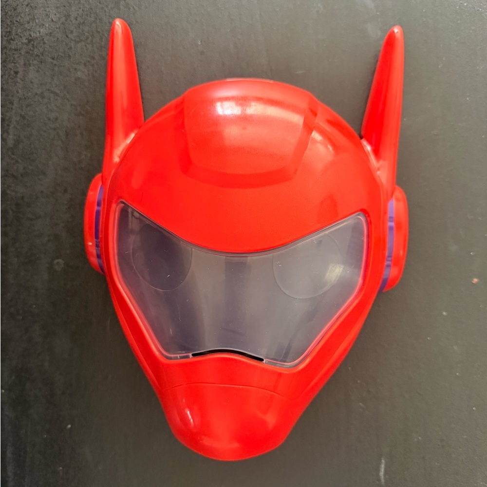 Bandai Disney Big Hero 6 Baymax Role Play Mask Armored Red Helmet Toy